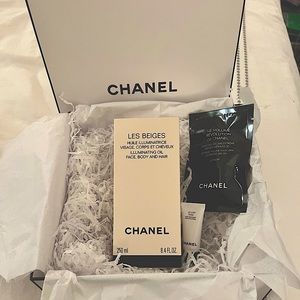 CHANEL LES BEIGES Illuminating Oil Face, Body and Hair